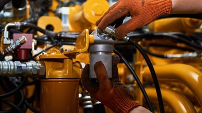 safe hydraulic system maintenance